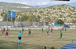 Sarayköyspor BAL’a puanla başladı
