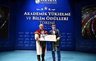 SAÜ’de Akademik Yükselme ve Bilim İnsanı Ödülleri...