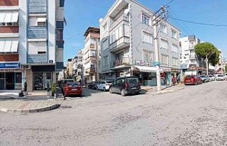 Scooter ile aracın çarpışma anı kamerada