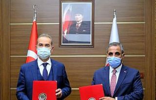 SCÜ’de toplu iş sözleşmesi imzalandı