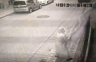 Şehit evinden Türk bayrağını indirmişti, yargılanmasına...