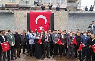 Şehit oğlunun mezarına çirkin saldırı yapılan...