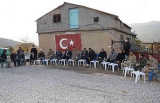 Siirt Valisi Hacıbektaşoğlu, köylülerin sorunlarını...