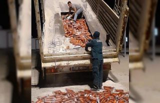 Sınır kapısında 2 bin 440 paket kaçak sigara...