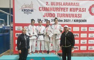 Sivaslı judocular Uluslararası Cumhuriyet Judo Turnuvasında...