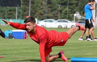 Sivasspor’da Ahmet Oğuz ceza sınırında
