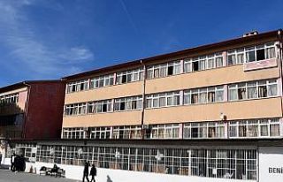Söke’de 50 yıllık lise binası yıkılarak yerine...
