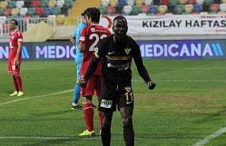 Spor Toto 1. Lig: Altınordu: 1 - Eyüpspor: 2