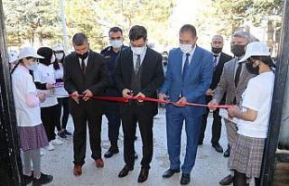 Şuhut’ta TÜBİTAK 4006 Bilim Fuarına yoğun ilgi