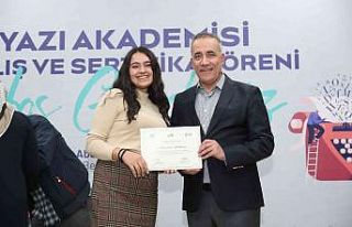 Sultangazi Yazı Akademisi’nin Genç Edebiyatçıları...