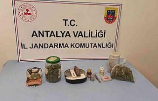 Şüphe üzerine aranan 2 şahsın aracında ve evinde...