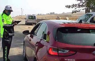 Sürücüler trafik kurallarına karşı uyarıldı
