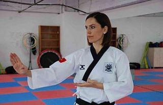 Taekwodo şampiyonu Elif öğretmen