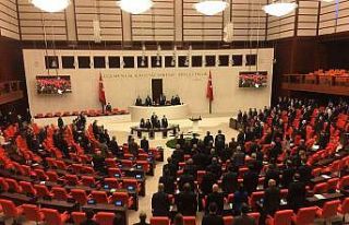 TBMM Genel Kurulunda Atatürk için saygı duruşu