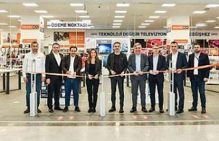Teknosa Ankara’daki 15’inci mağazasını açtı