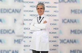 Telefon ve bilgisayar gözü kurutuyor