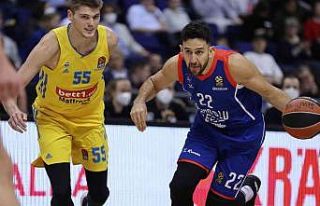 THY Euroleague: Alba Berlin: 63 - Anadolu Efes: 90