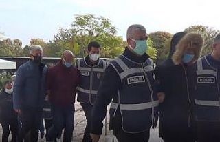 Toprağa gömülü bulunan 2 kişinin ölümüyle...