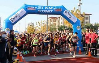 Toroslar Uluslararası Yarı Maratonu sona erdi