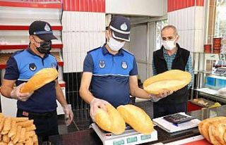 Toroslar zabıtası fırınlarda gramaj ve hijyen...