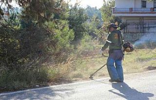 Toroslar’da tüm mahalleler baştan aşağı temizleniyor
