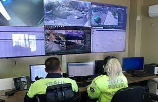 Trafikte kural ihlaline geçit yok