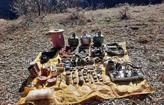 Tunceli’de 8 sığınak ve 1 mağara imha edildi