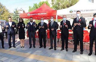 Turgutlu Belediyesi Atatürk ve silah arkadaşları...