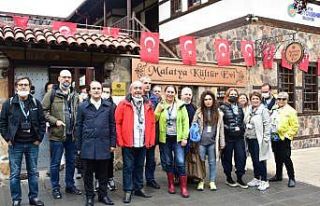 Turist rehberleri Malatya’nın tarihi mekanlarını...