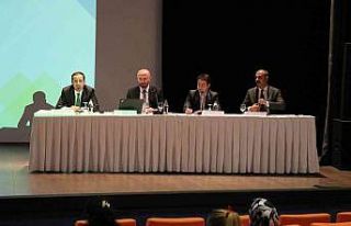 Türkçe öğretmenliği mesleğinin geleceği konuşuldu