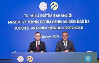 Turkcell ve MEB’den gençlere yazılımcı olma...