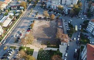 Türkyılmaz: “Trafik ve otopark meselesini çözmekte...