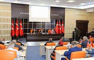 Tütüncü’den okul ve yurt müjdesi