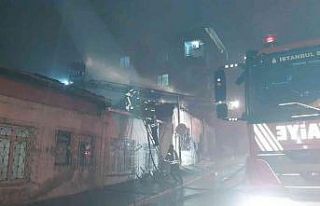 Ümraniye’de tek katlı ev alevlere teslim oldu