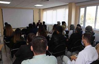 Uyanış gençlik eğitmenleri yazar Erol Erdoğan...