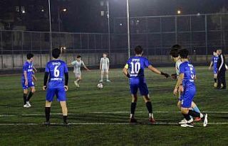 Uyanış Gençlik Futbol Turnuvası başladı