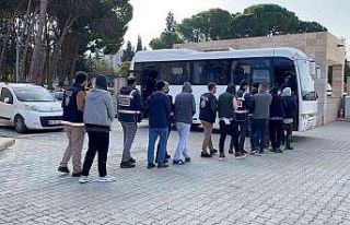 Uyuşturucu operasyonunda gözaltına alınan 18 zehir...