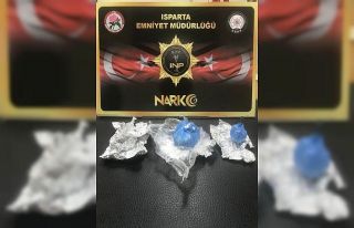 Uyuşturucu tacirleri narkotik köpeği Athena’dan...