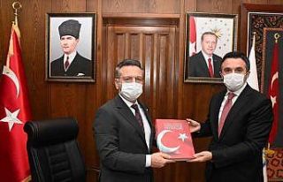 Vali Aksoy’a, İl Müdürü Turan’dan anlamlı...