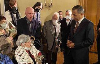 Vali Ali Yerlikaya: "Kıymetli öğretmenlerimiz...