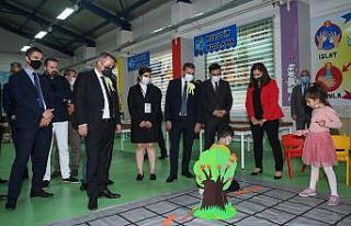 Vali Elban: “Çocuklarımızın yüzlerindeki tebessümün...