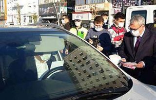 Vali Gündüzöz, emniyet kemeri denetimine katıldı