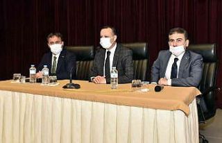 Vali Taşbilek muhtarlarla bir araya geldi