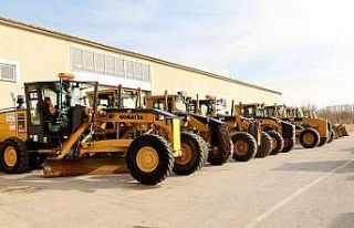 Van Büyükşehir Belediyesi karla mücadeleye hazır