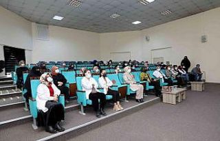 Van Büyükşehir Belediyesinden koruyucu aile semineri