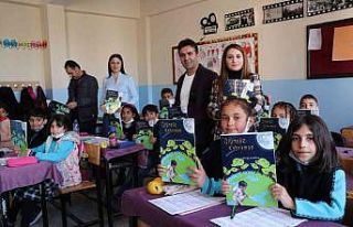 Van depreminde ölen Miyazaki için yazdığı kitabı...