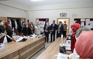 Yaklaşık 3 bin 500 öğretmen tek tek ziyaret edildi