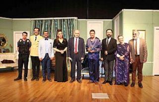 “Yalan Dolan” adlı tiyatro oyunu Kartal’da...