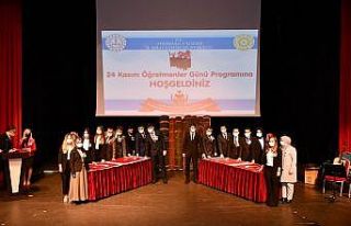 Yeni atanan 682 öğretmen yemin etti