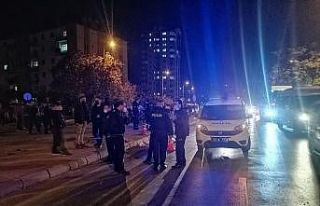 Yolun karşısına geçemedi